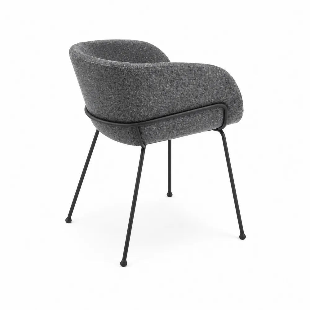 Chaise en tissu avec structure en métal